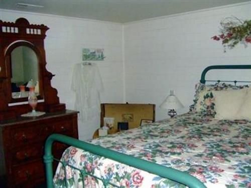 The Bed And Breakfast At Peace Hill Charles City Экстерьер фото